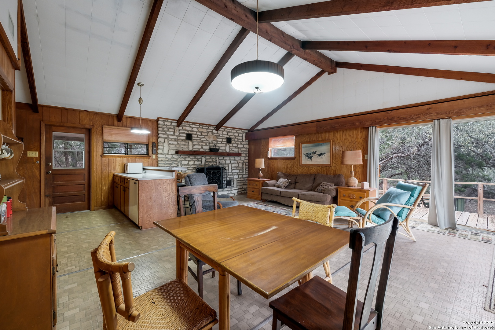 1327 SPRINGWATER