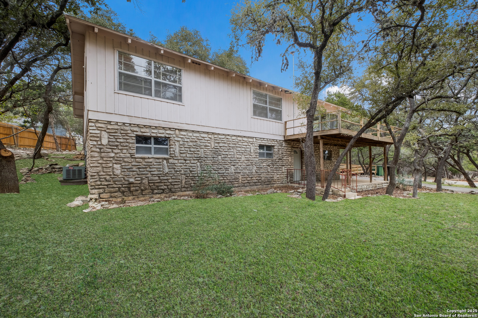 1327 SPRINGWATER