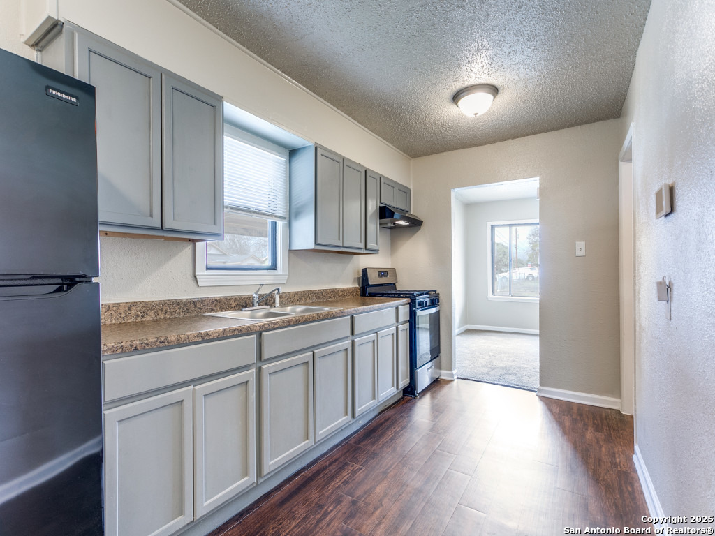 102 SMALLWOOD DR