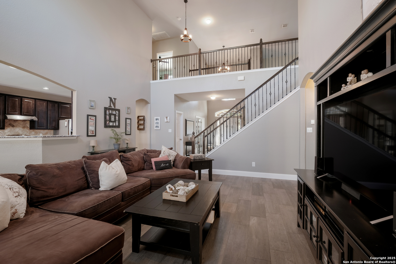 6423 Palmetto Way