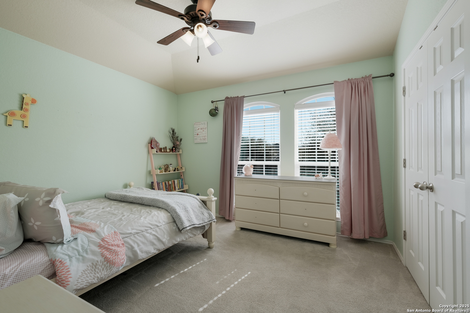 6423 Palmetto Way
