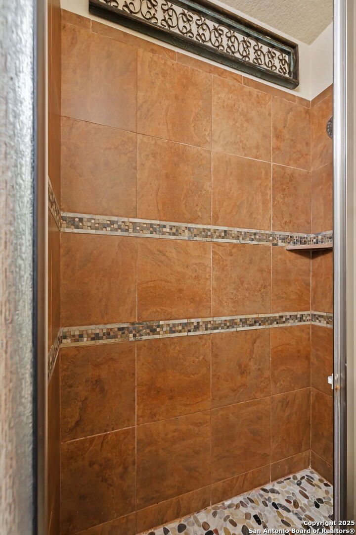 1810 Roaring Fork
