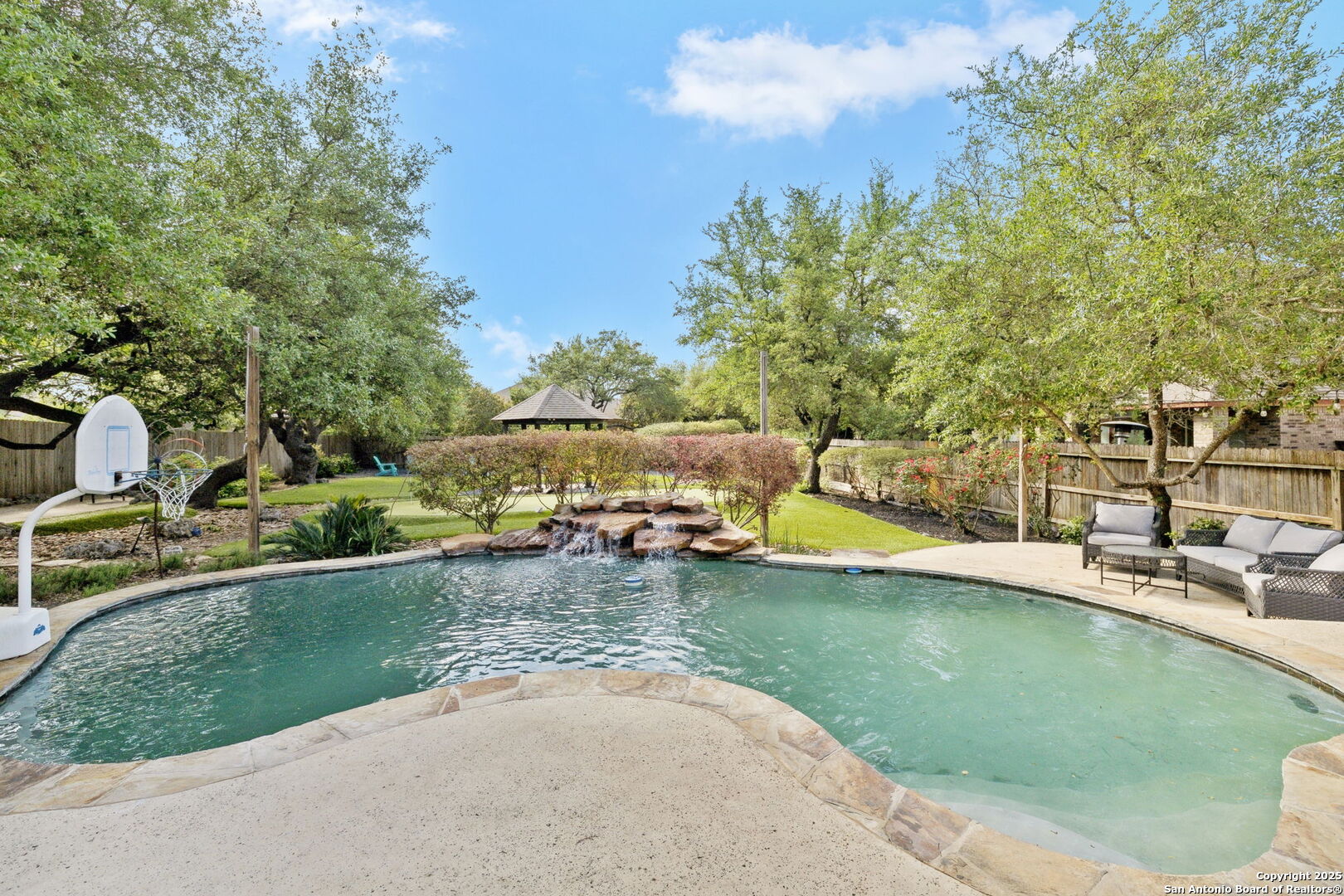 1810 Roaring Fork