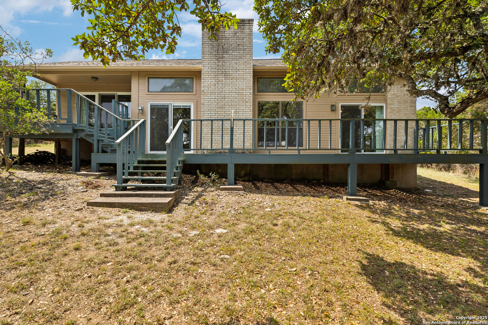 1229 Johnson Rd
