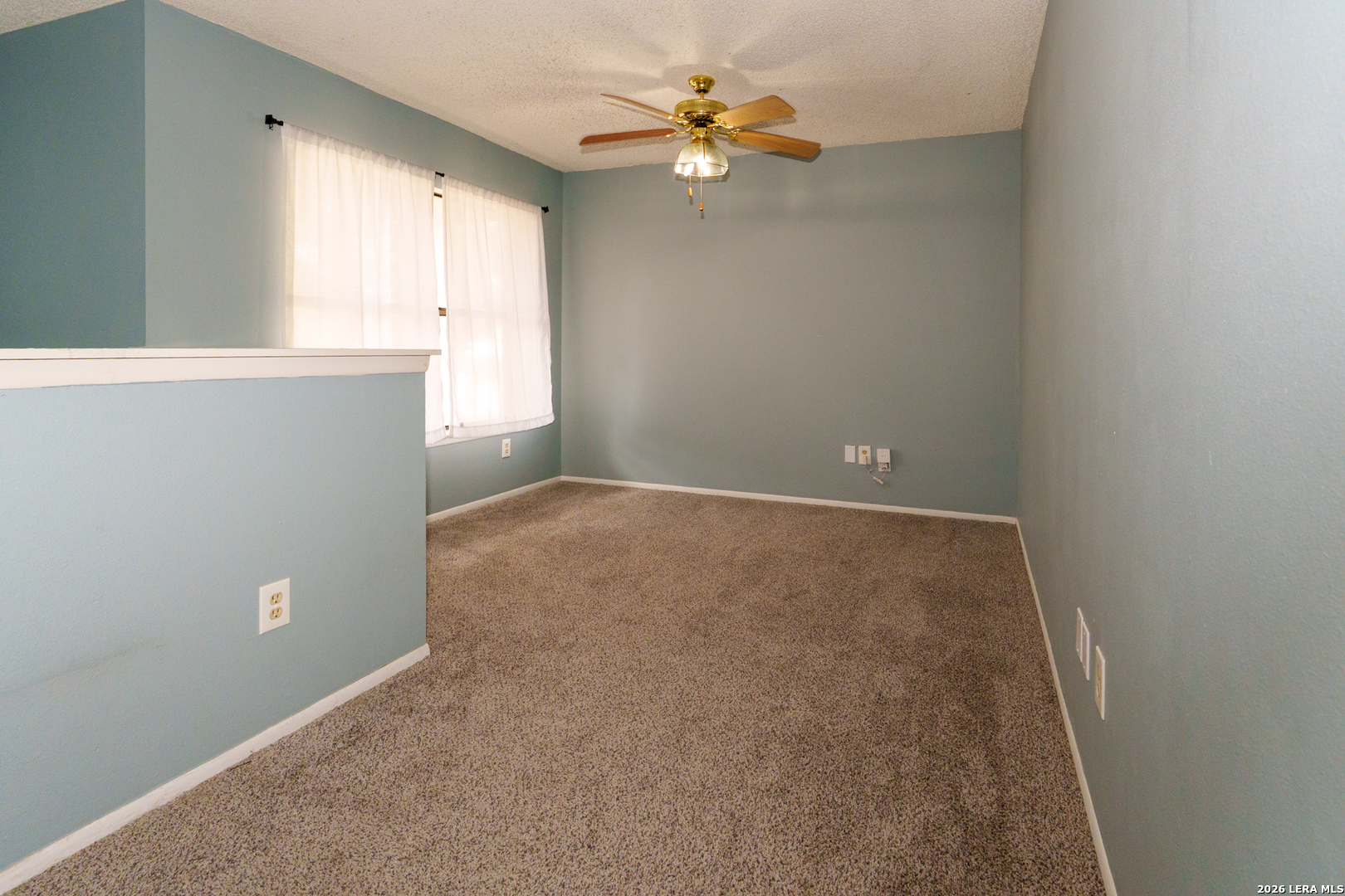 15607 Legend Springs