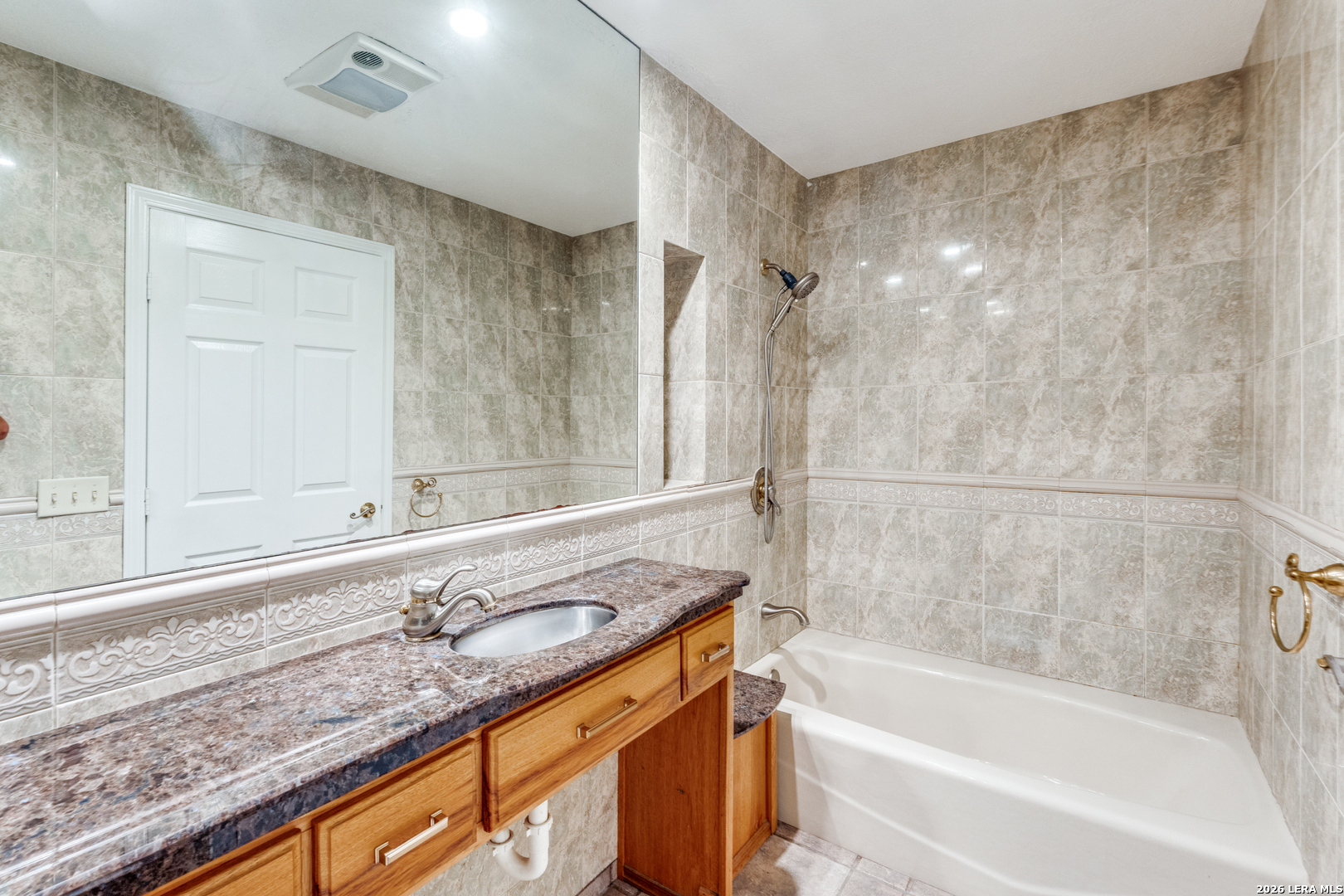16702 Hunting Valley