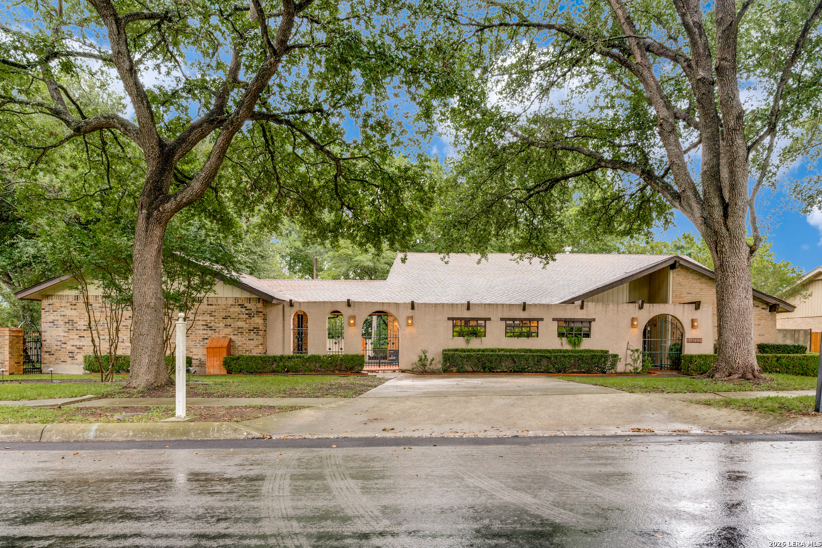 16702 Hunting Valley