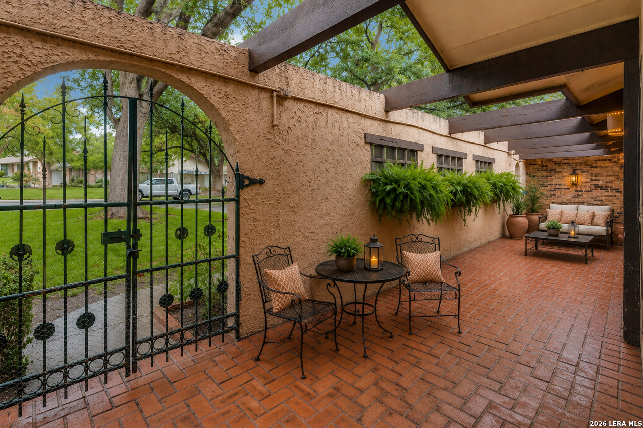 16702 Hunting Valley