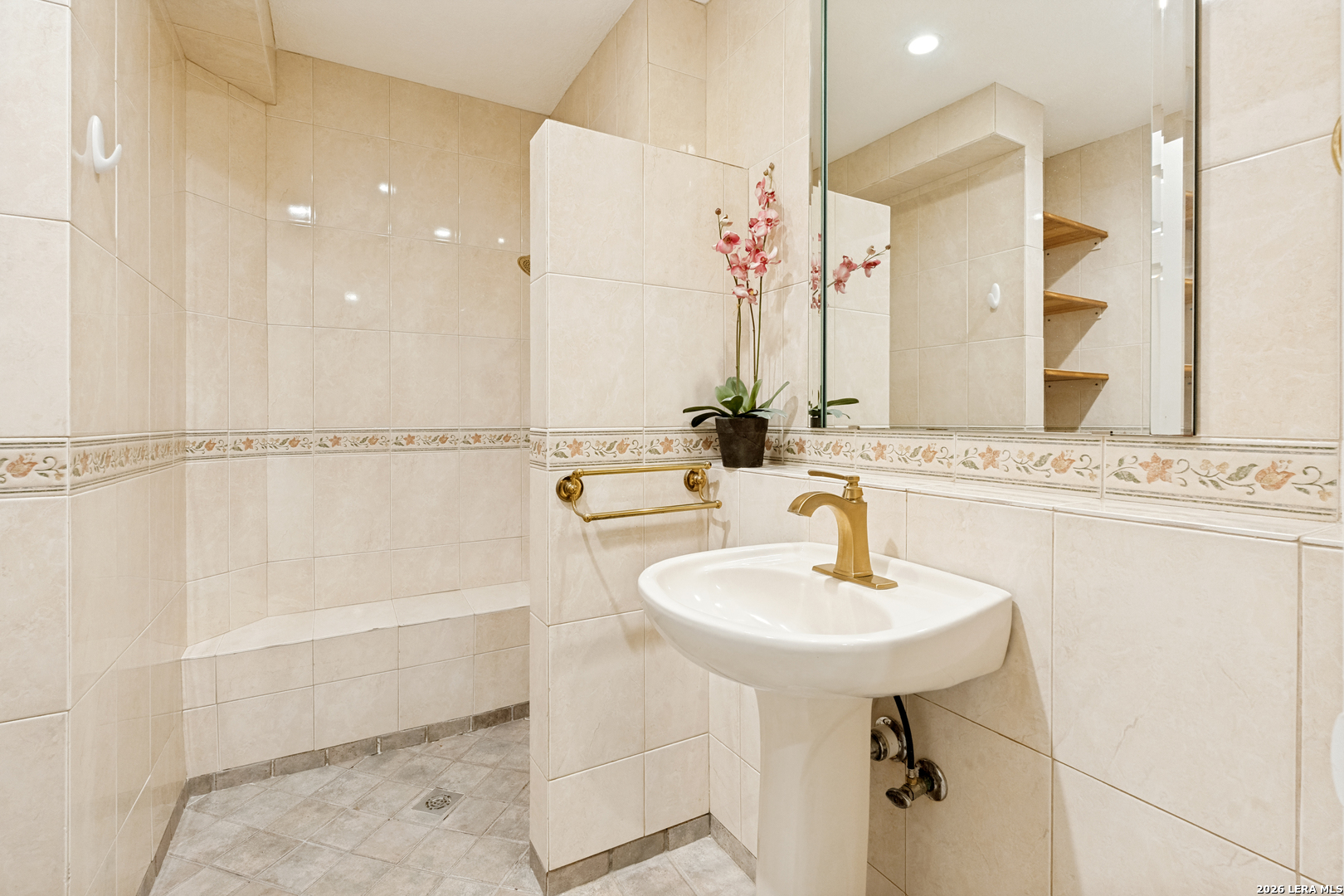 16702 Hunting Valley