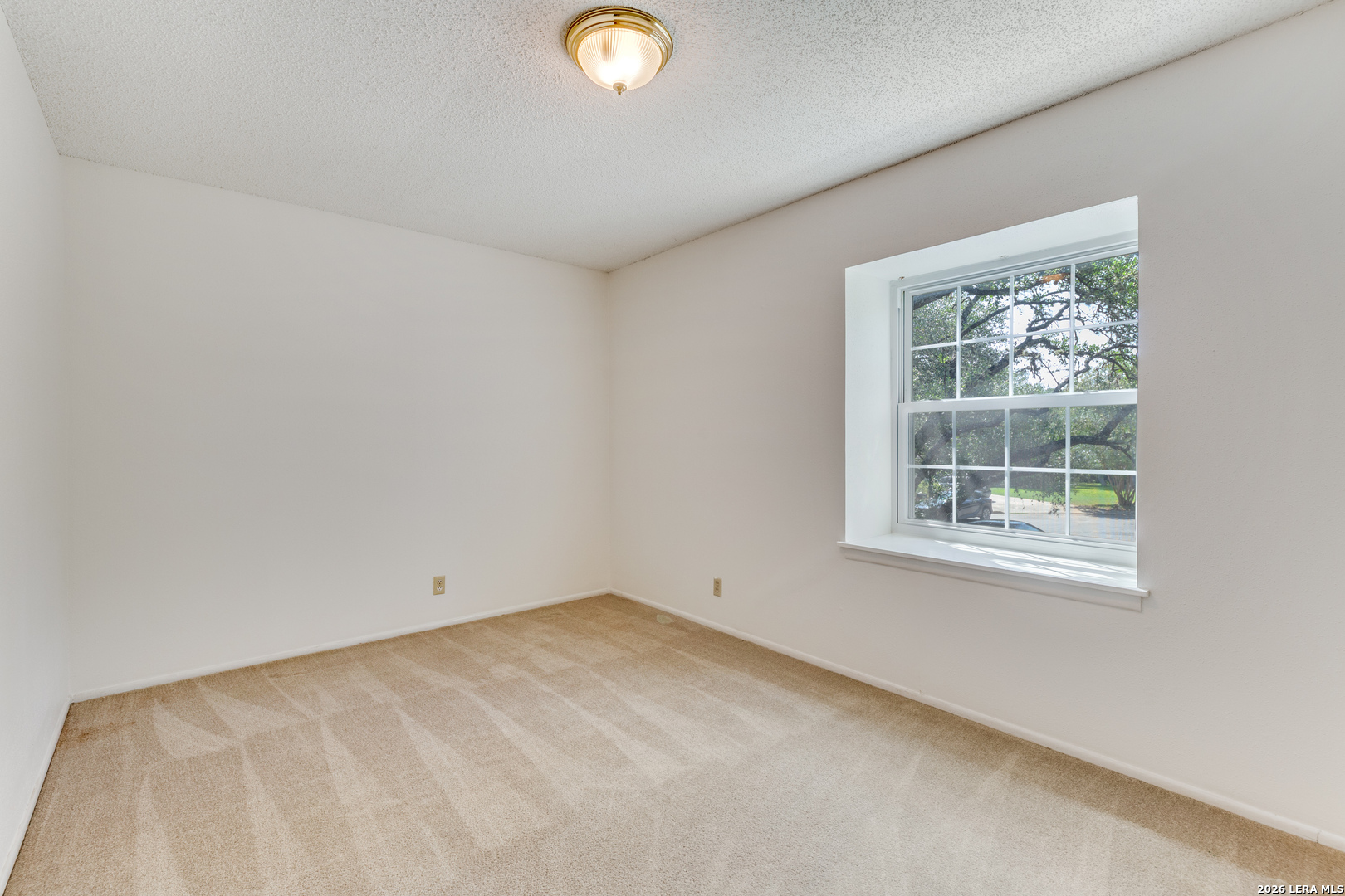 15101 Encino Verde