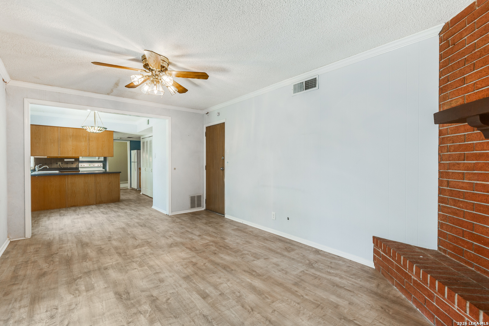 15101 Encino Verde