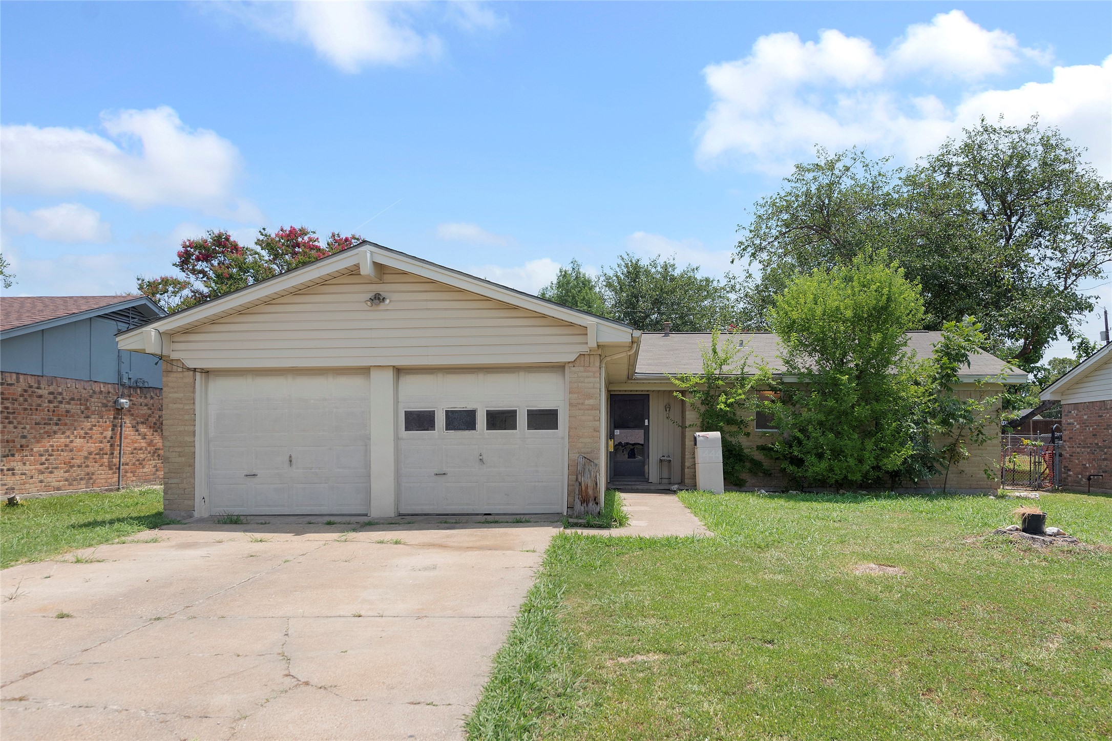 1444 E Park Drive