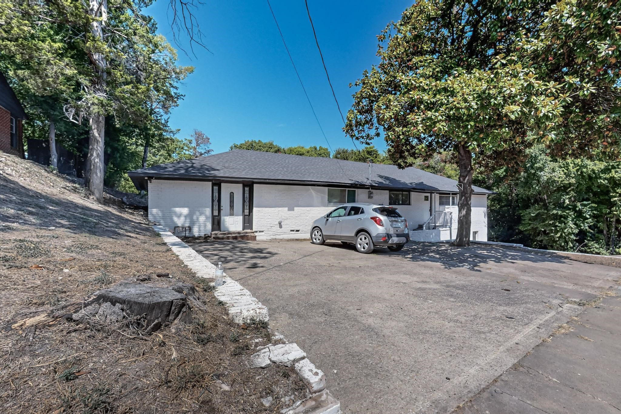 1621 Stella Avenue