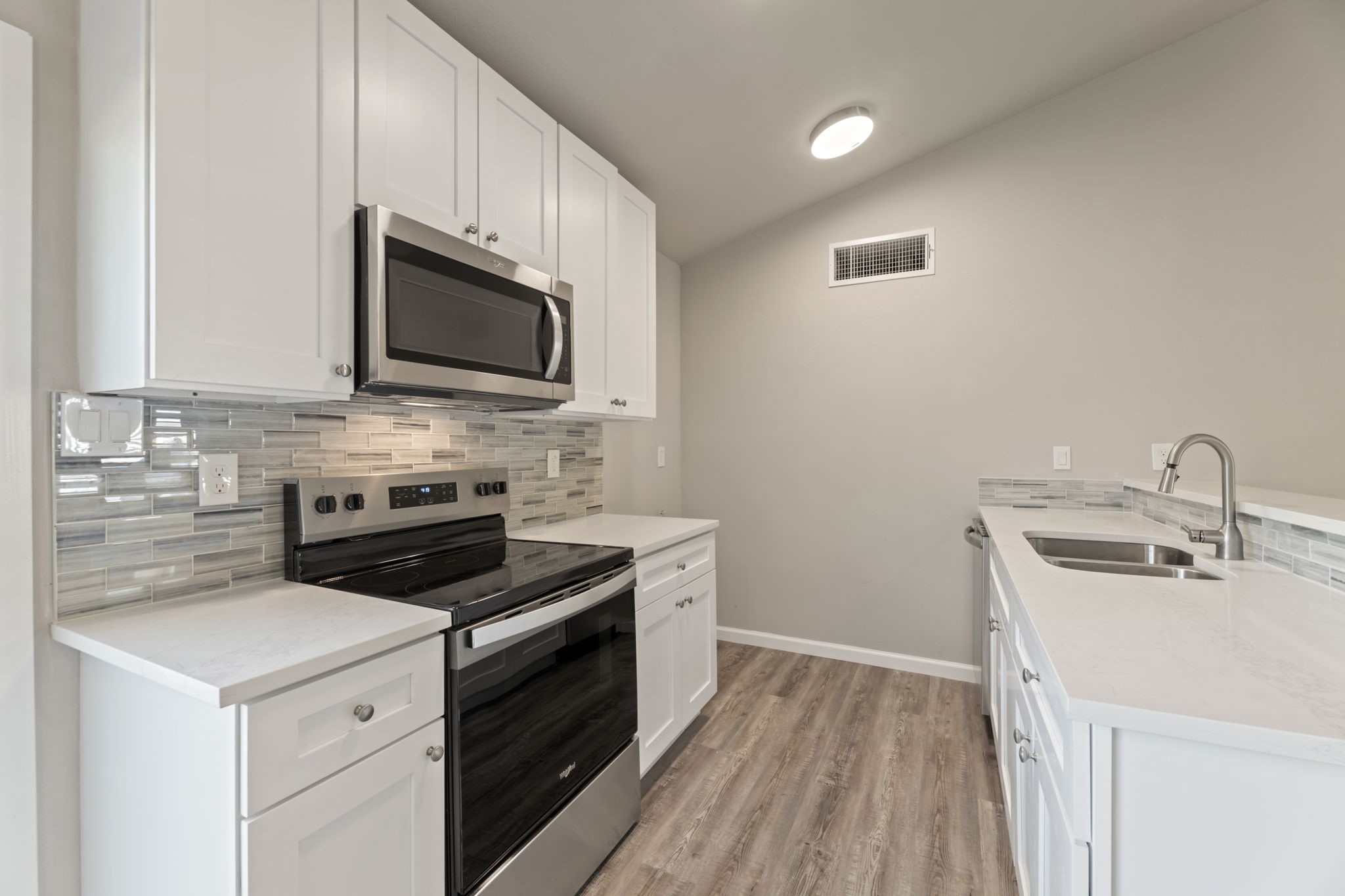 2717 Poplar Trail