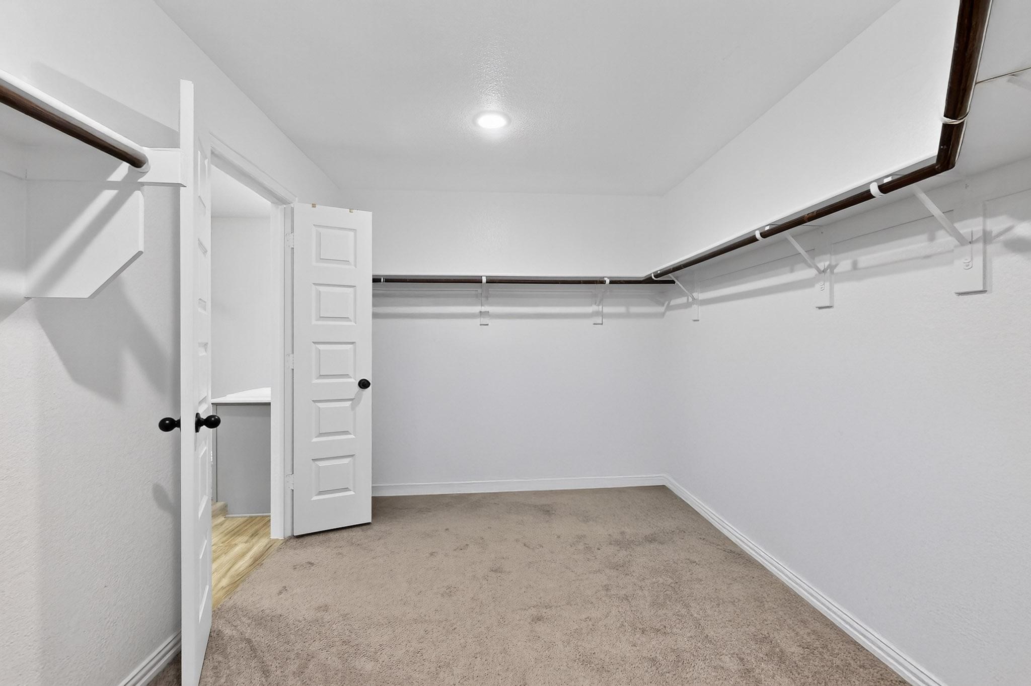 3111 Aqueduct Avenue