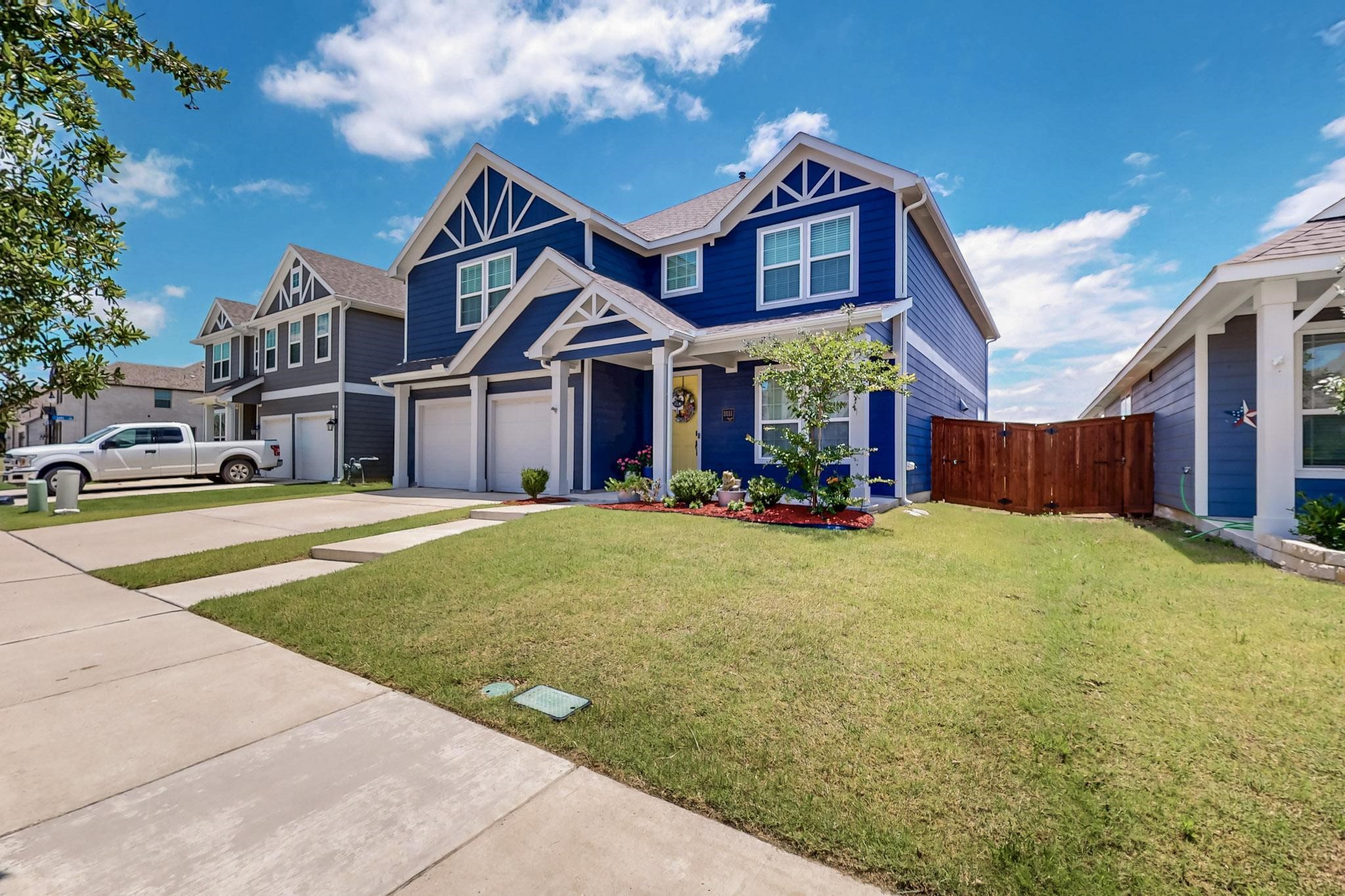 3111 Aqueduct Avenue