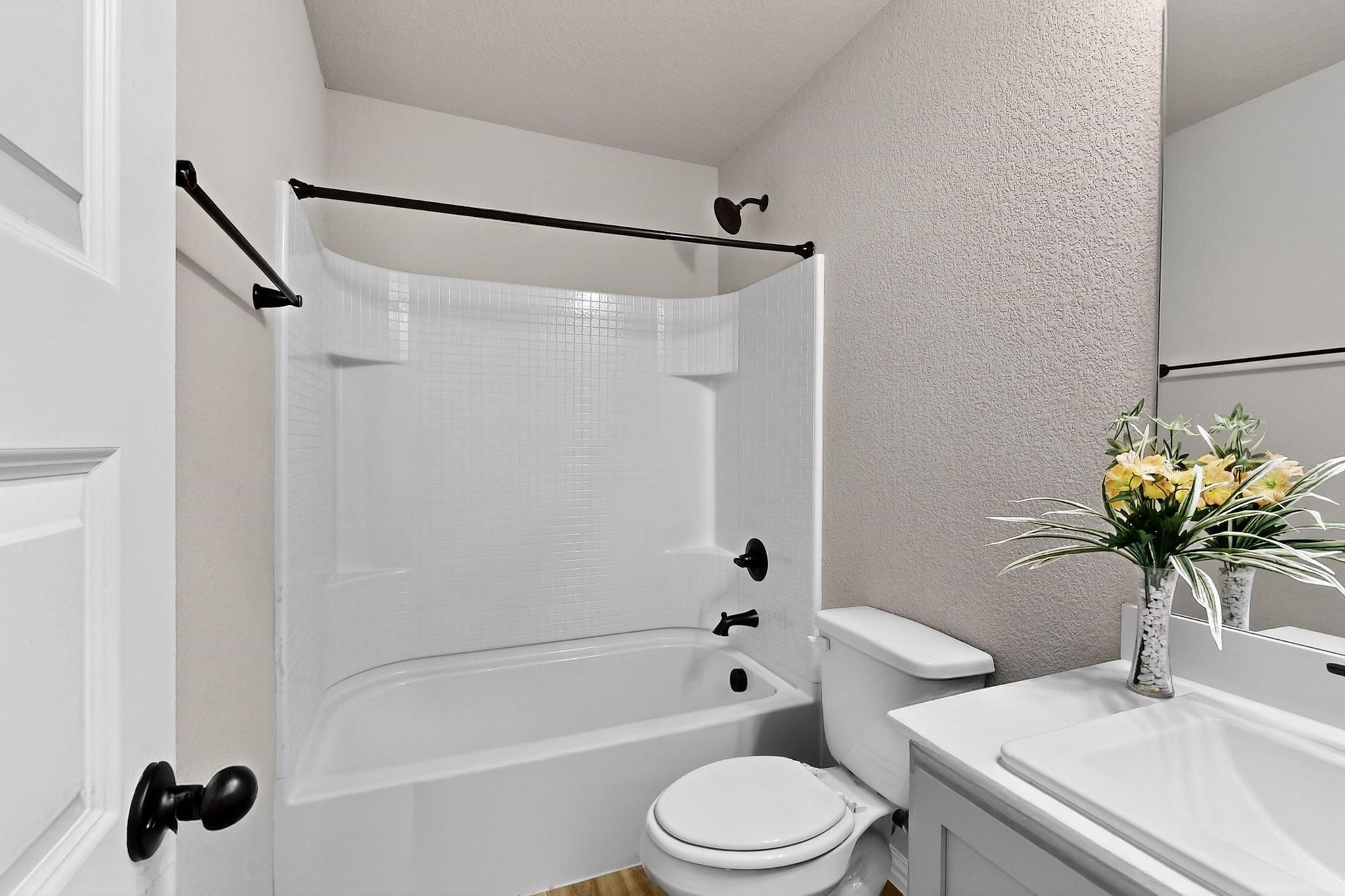 3111 Aqueduct Avenue