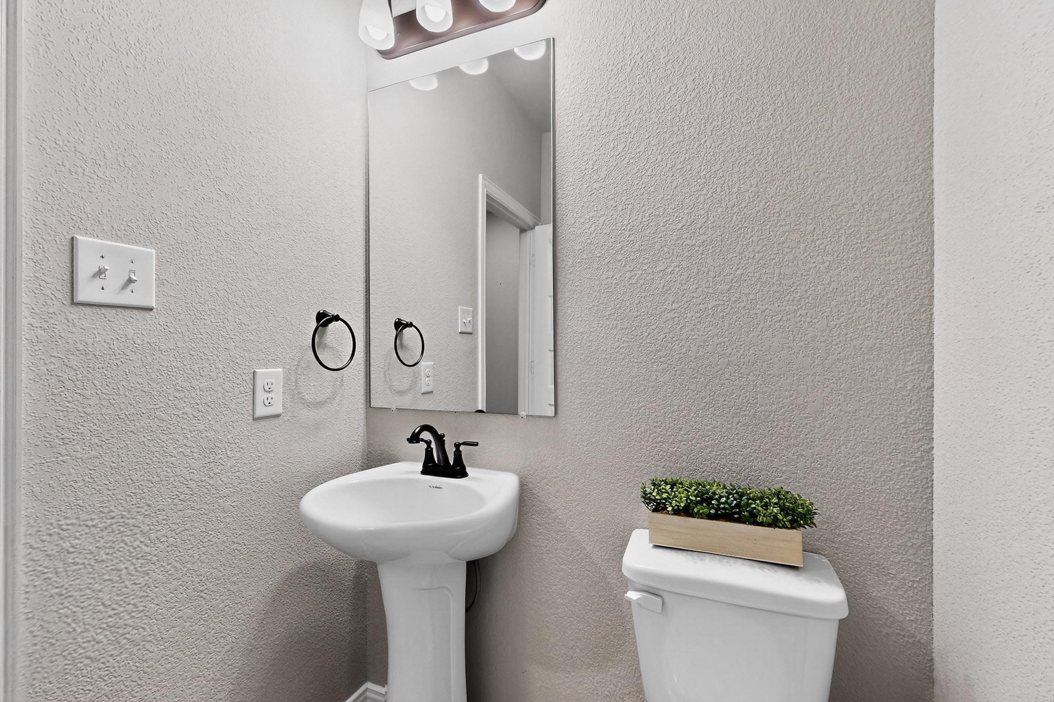 3111 Aqueduct Avenue