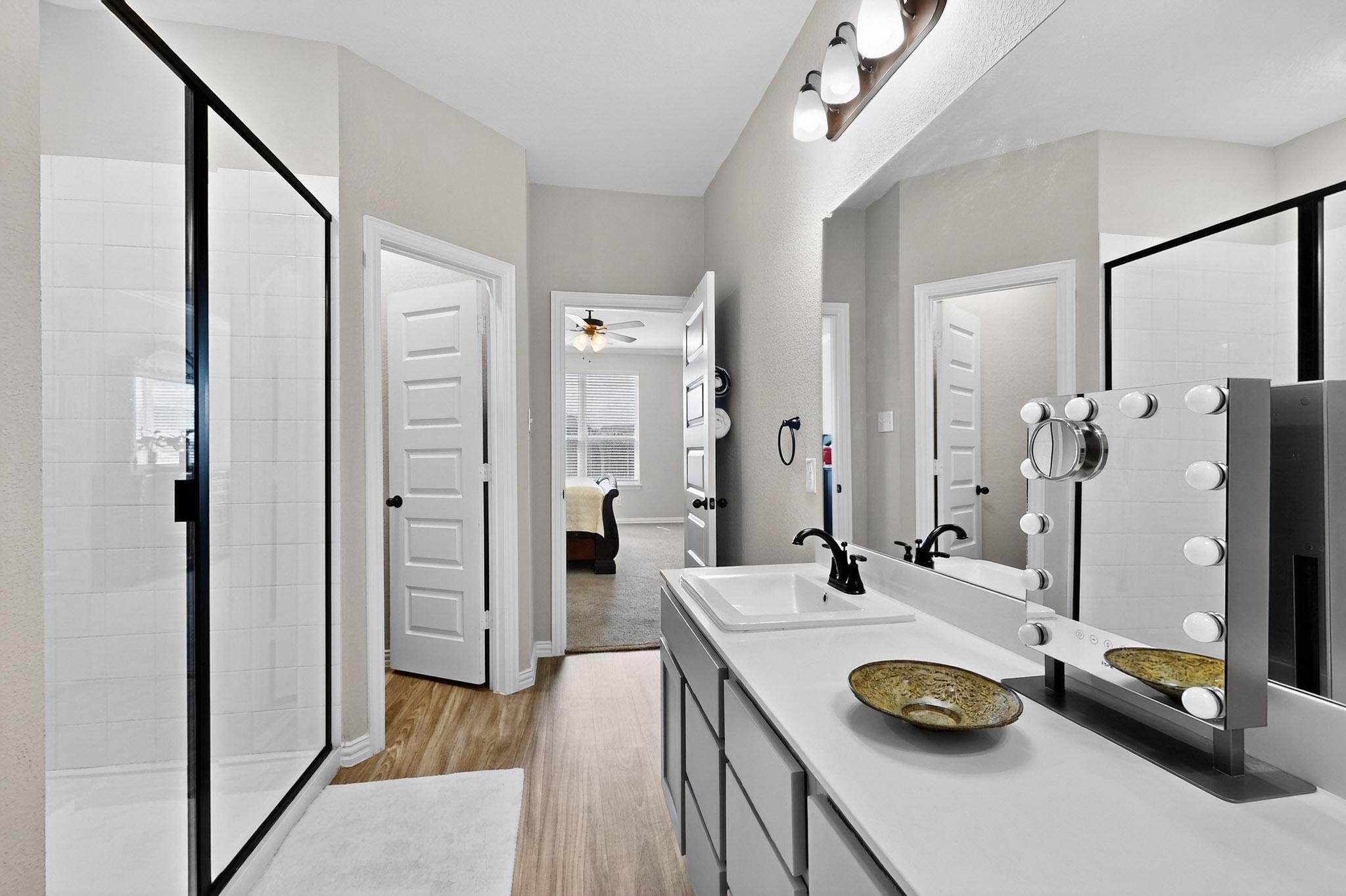 3111 Aqueduct Avenue