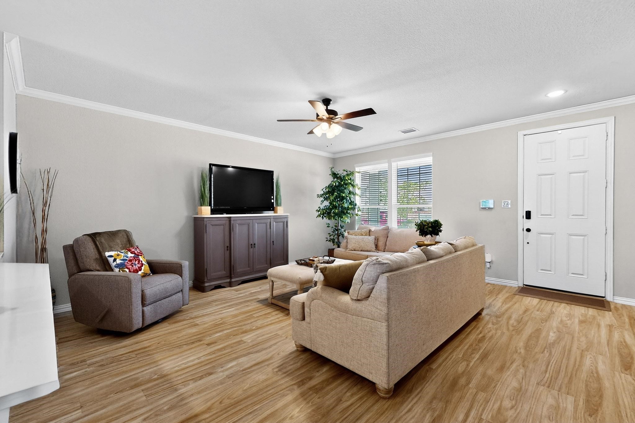 3111 Aqueduct Avenue