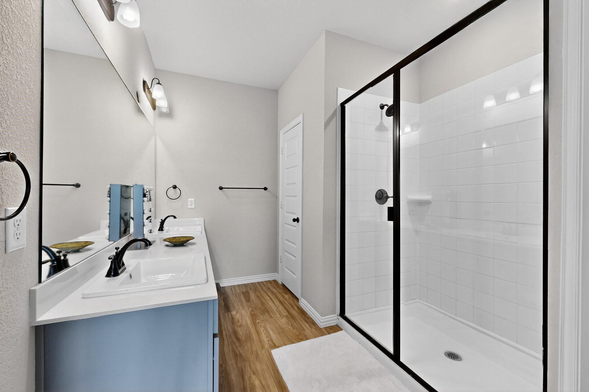 3111 Aqueduct Avenue