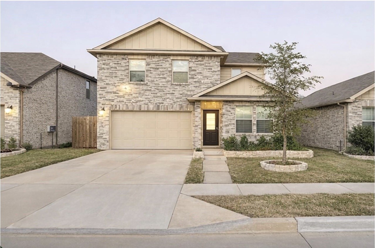 4016 De Berry Lane