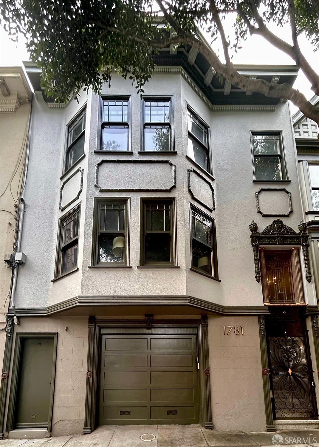 1781 Oak Street # 3