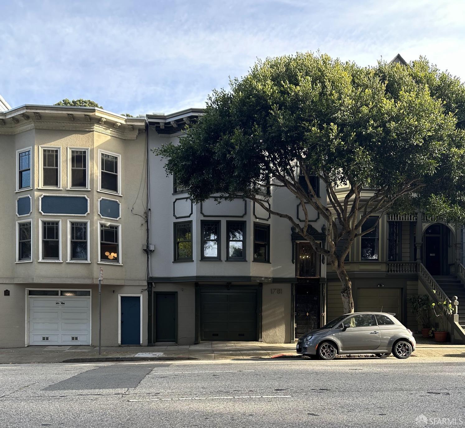 1781 Oak Street # 3