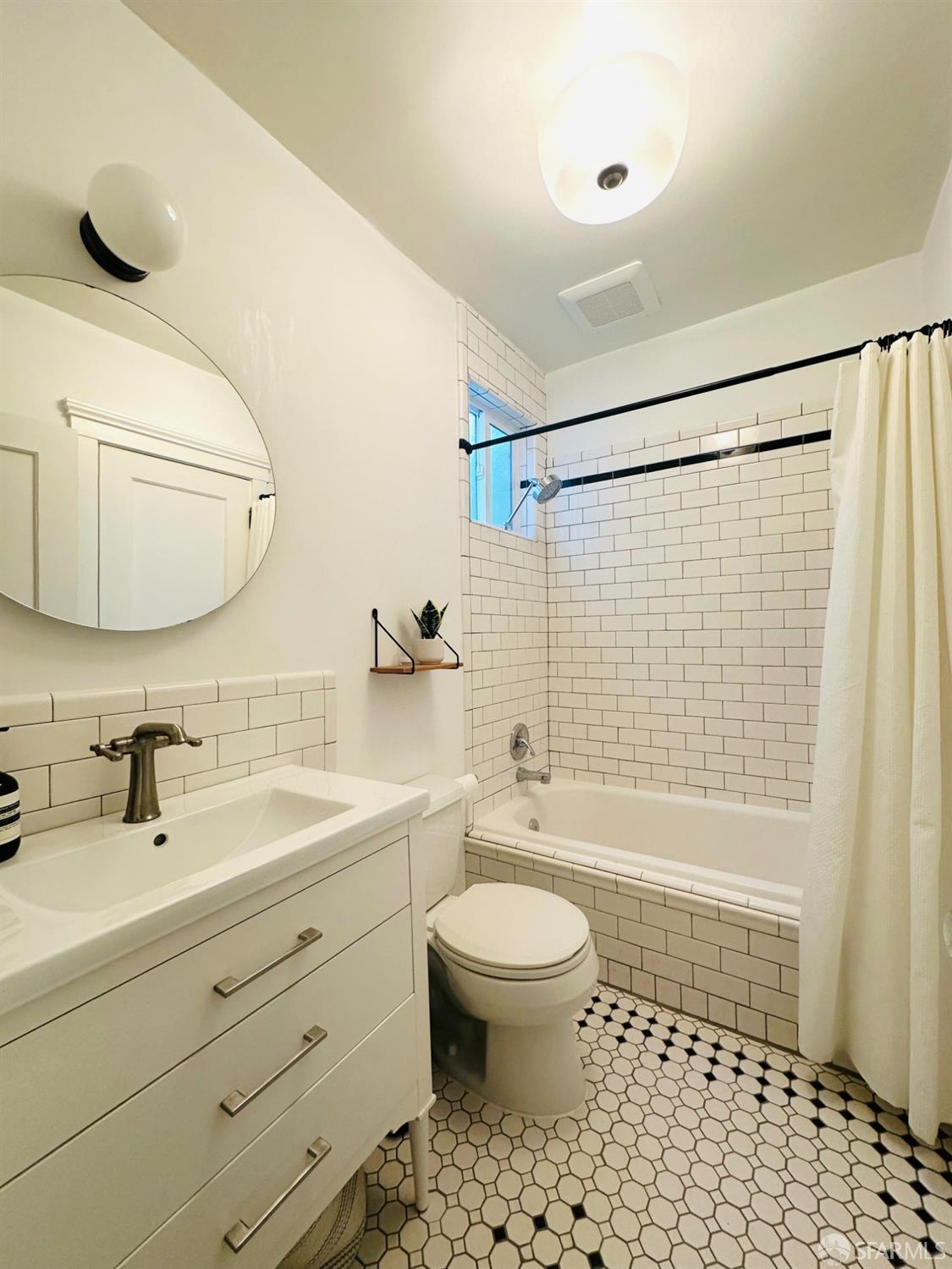 1781 Oak Street # 3