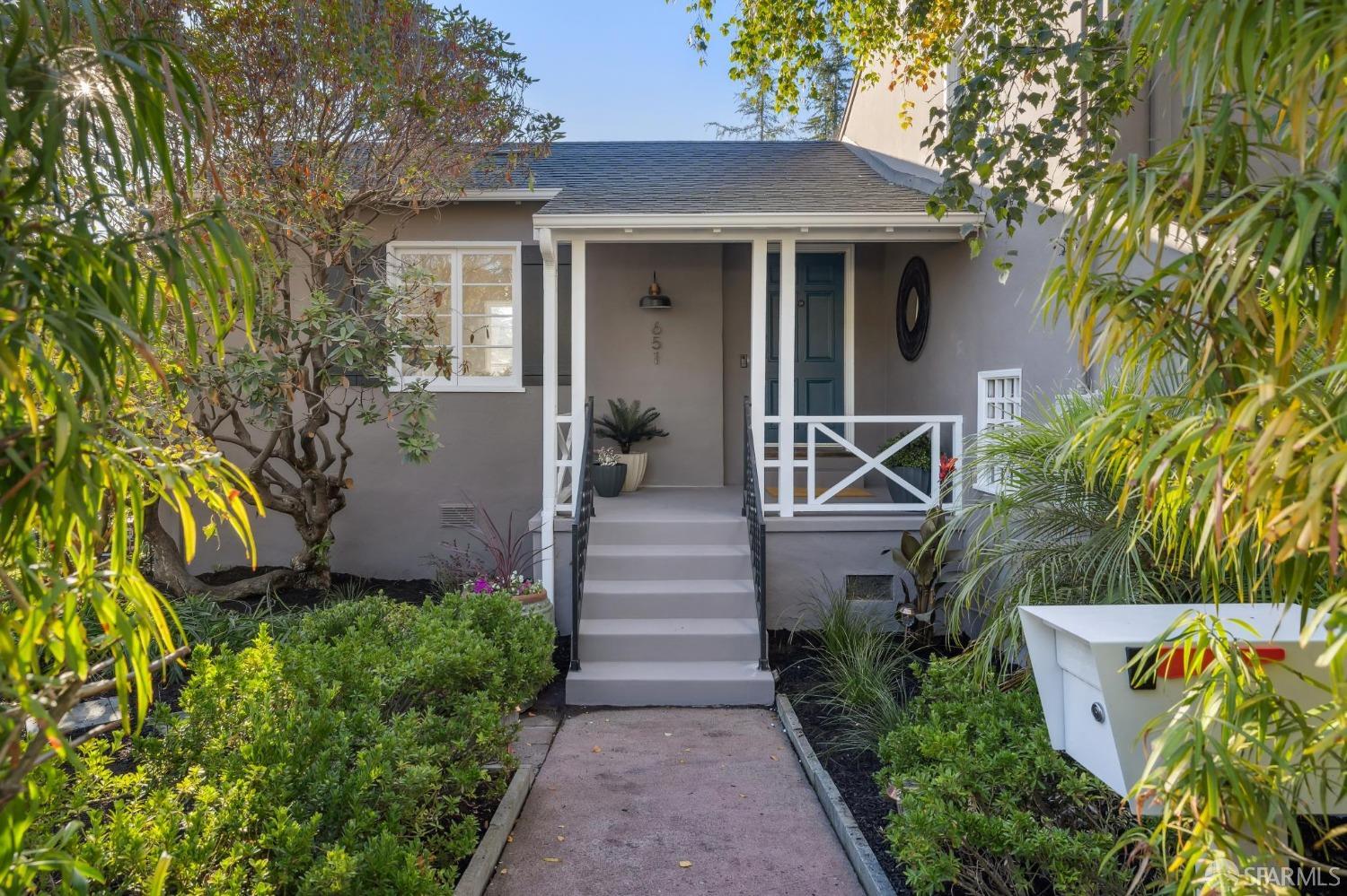 651 Norvell Street