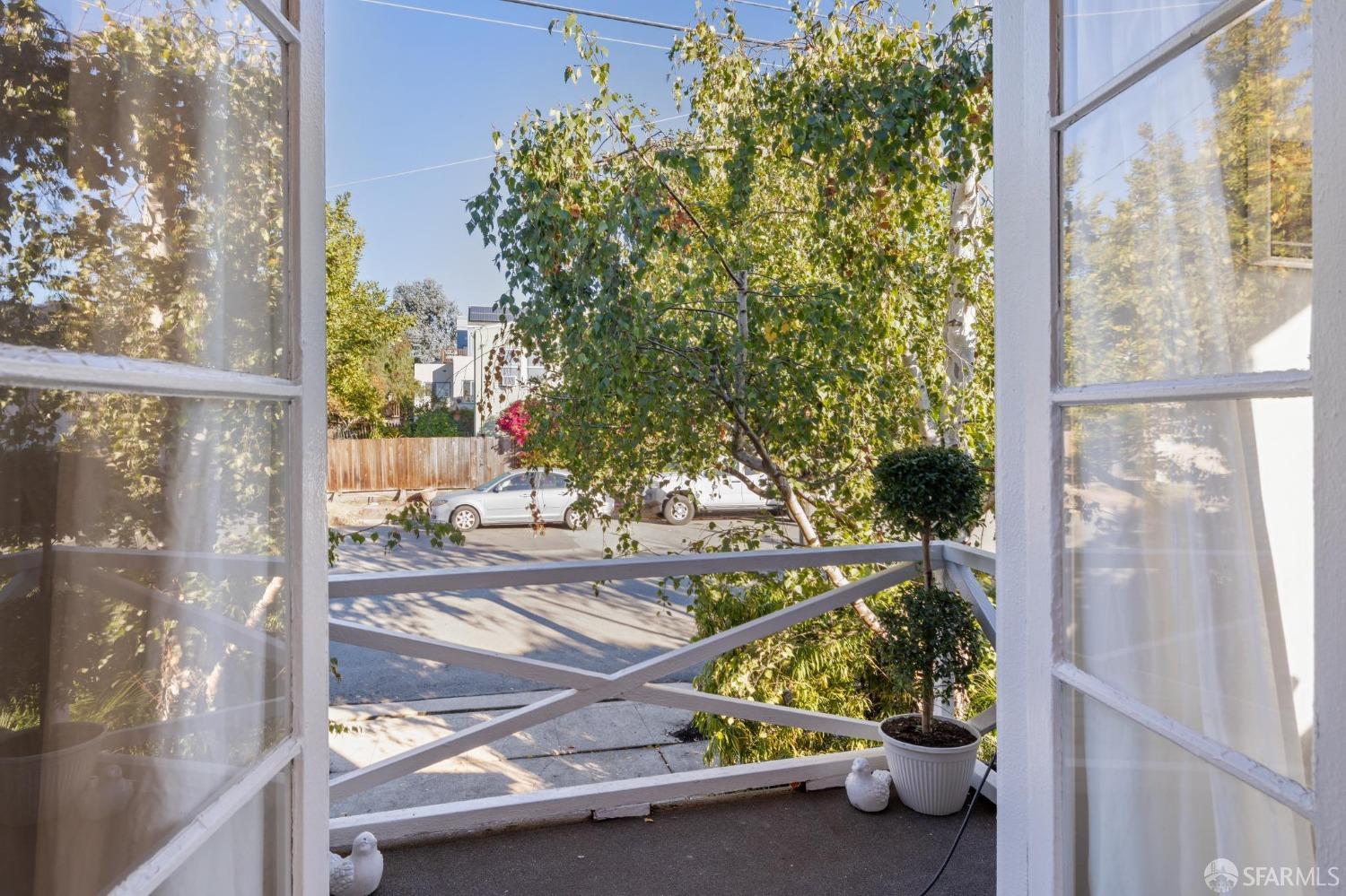 651 Norvell Street
