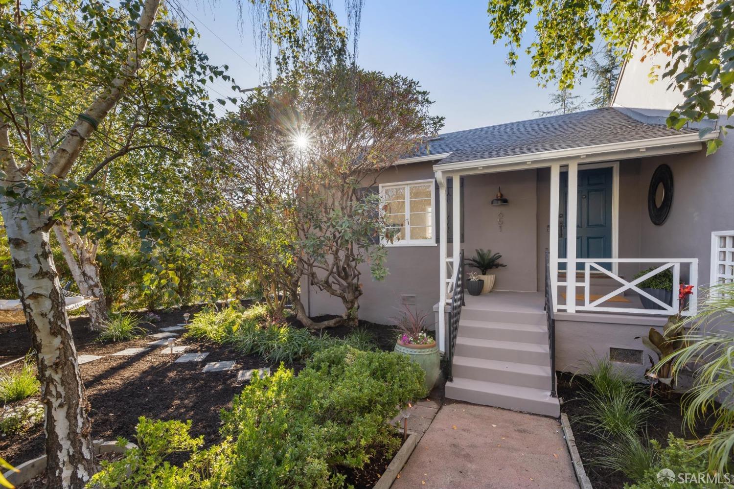 651 Norvell Street