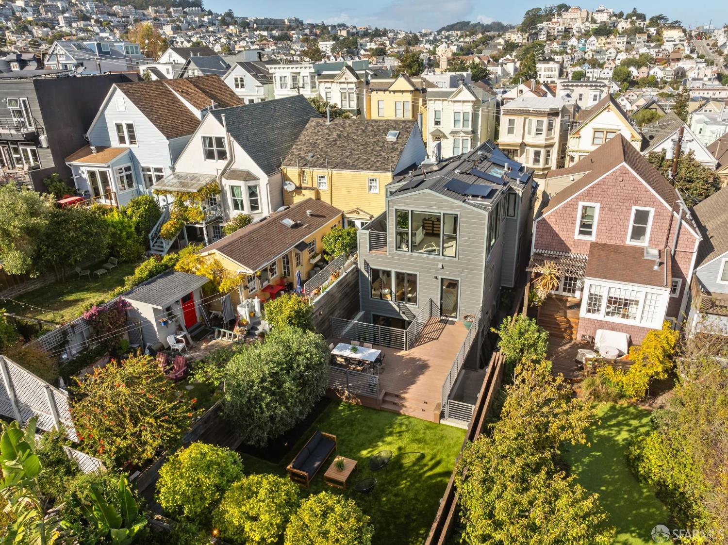 439 Clipper Street