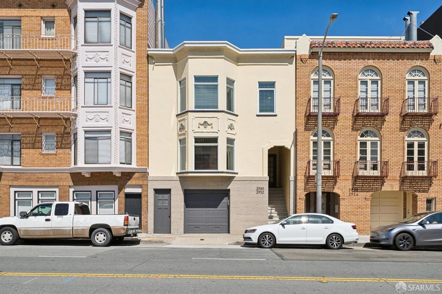 2932-2934 Franklin Street