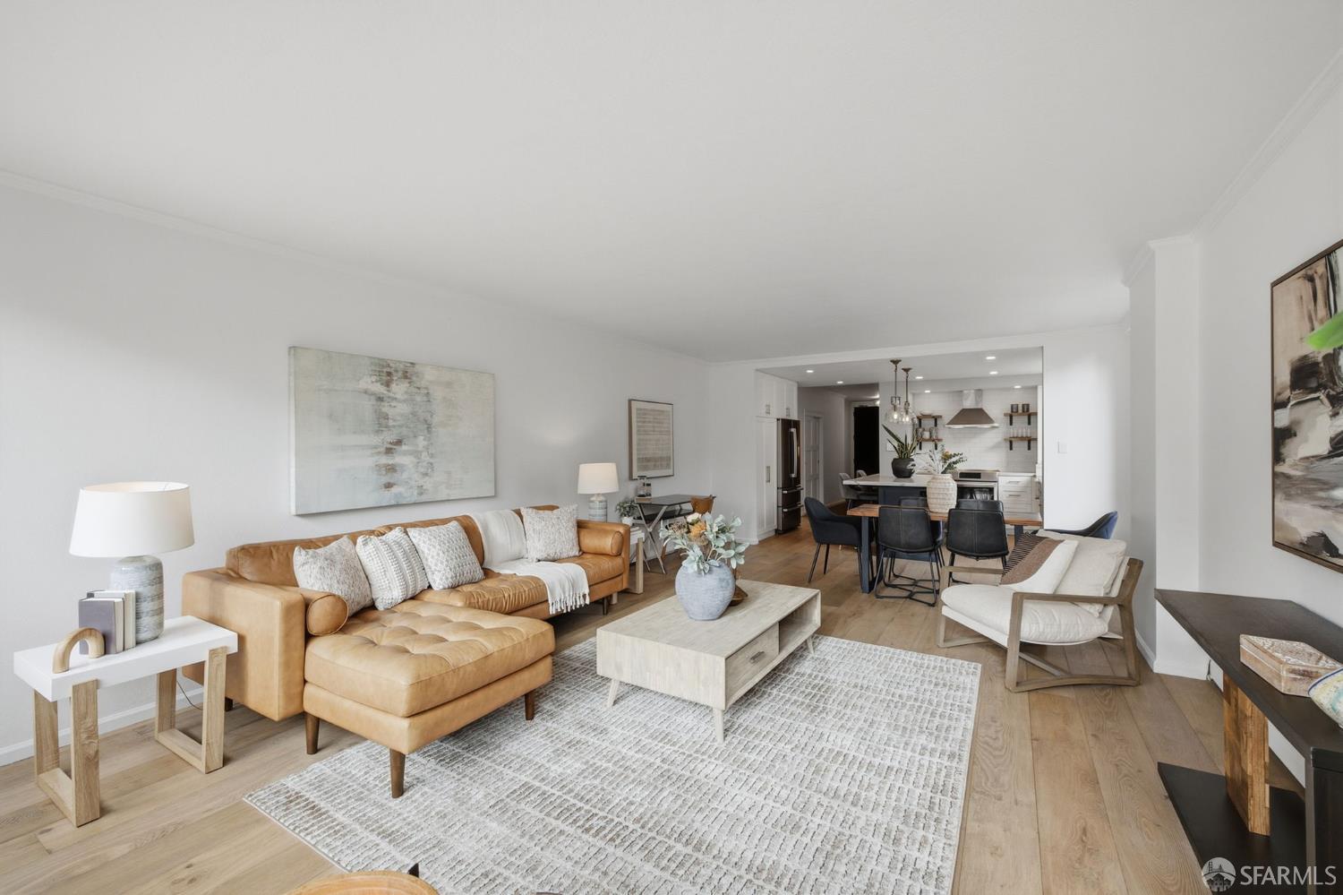 1835 Franklin Street # 402