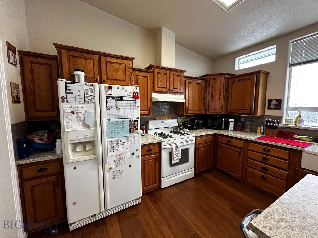 495 Aspen Hills Trail