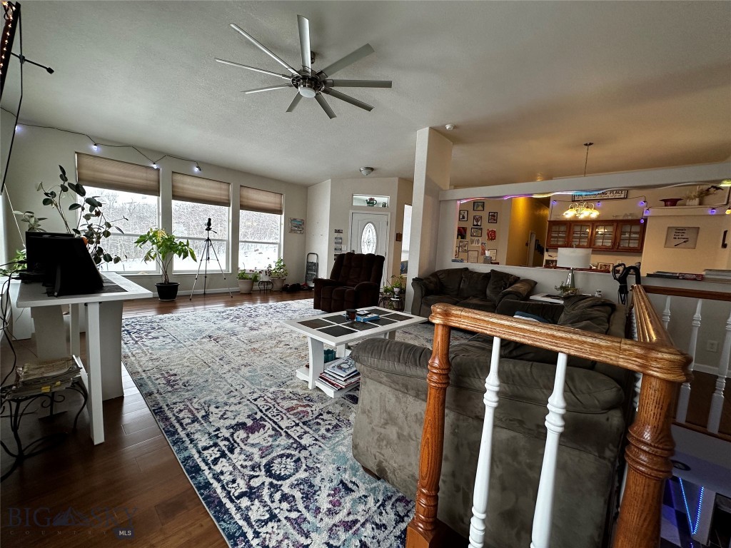 495 Aspen Hills Trail