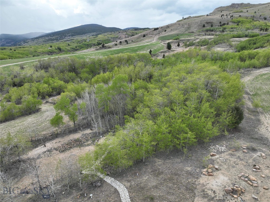 495 Aspen Hills Trail