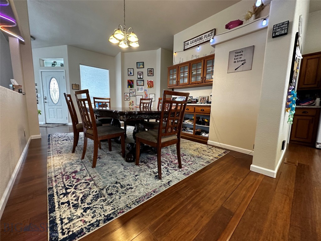 495 Aspen Hills Trail