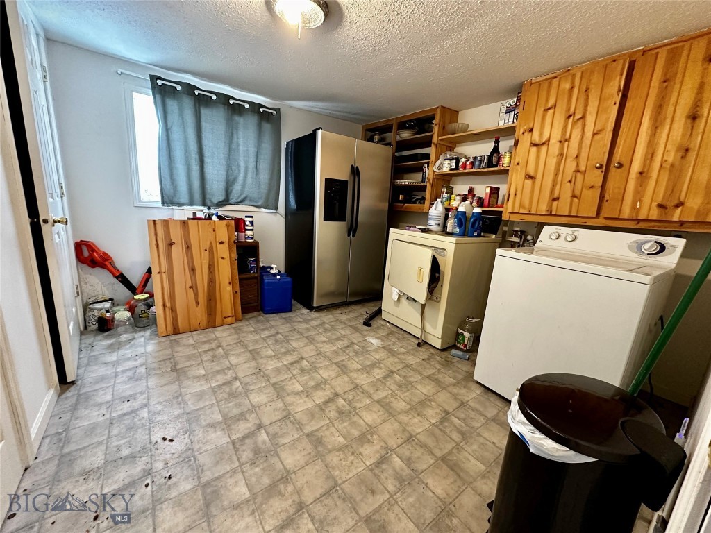 1086 Larkspur Road