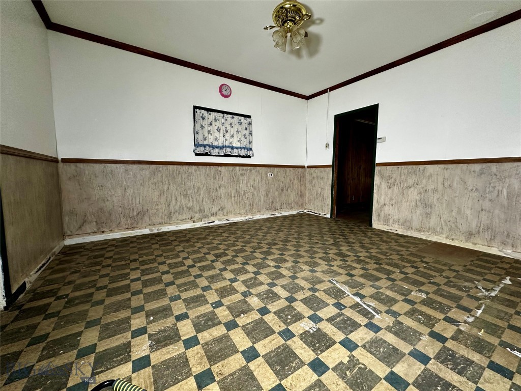 1318 Farrell Street