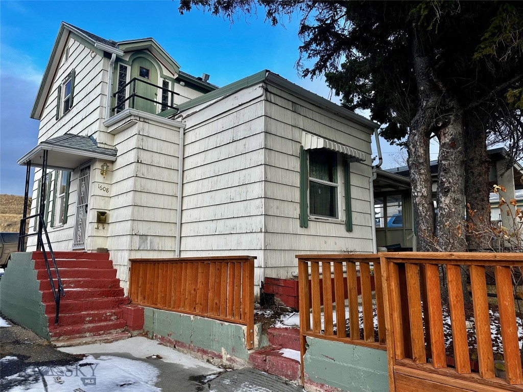 1608 N First Street