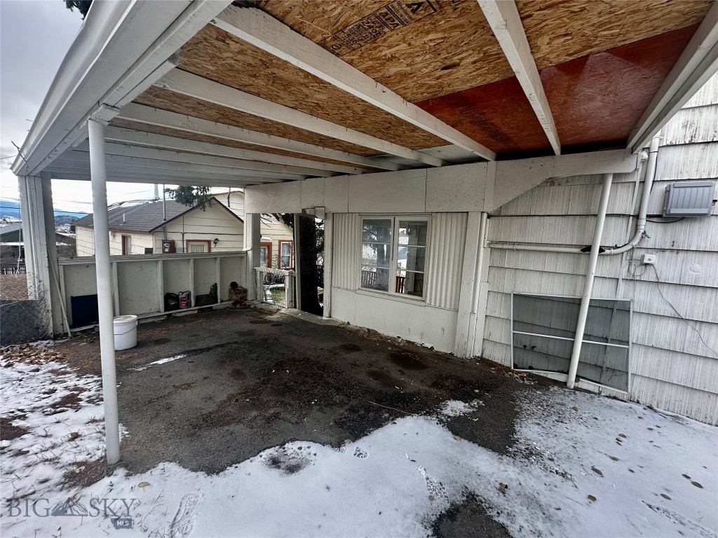 1608 N First Street