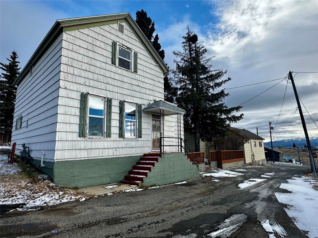1608 N First Street