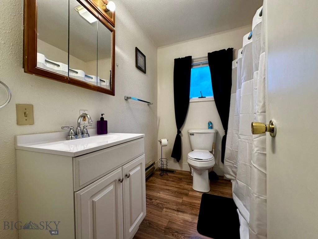 135 W Daly Street