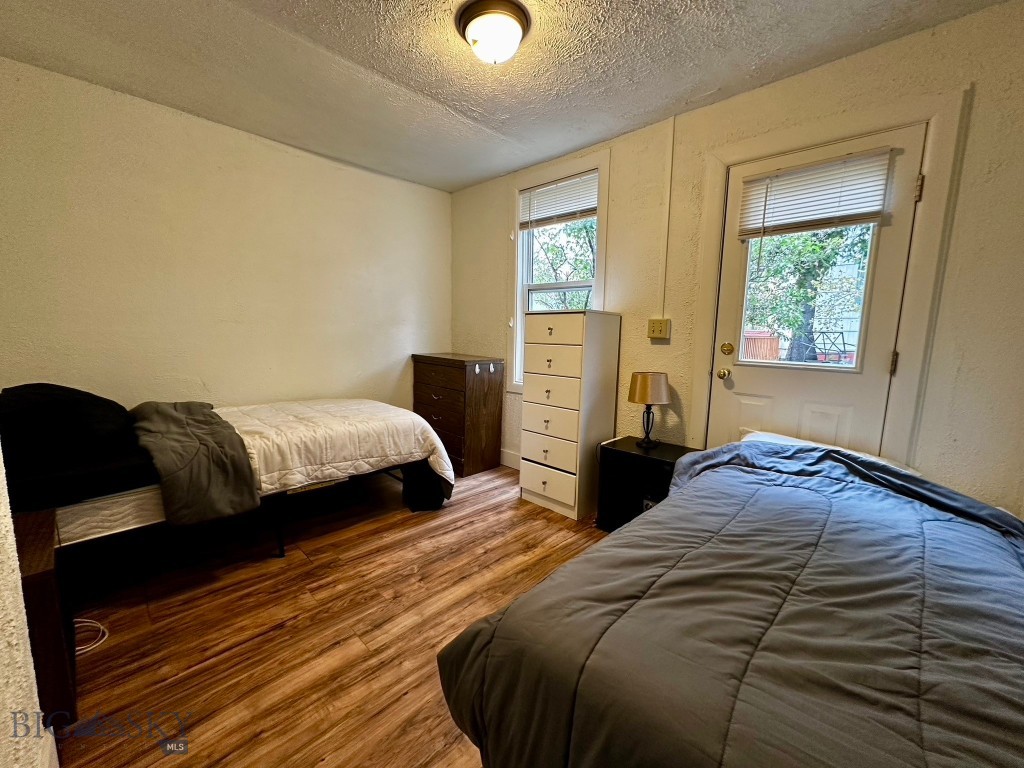 135 W Daly Street