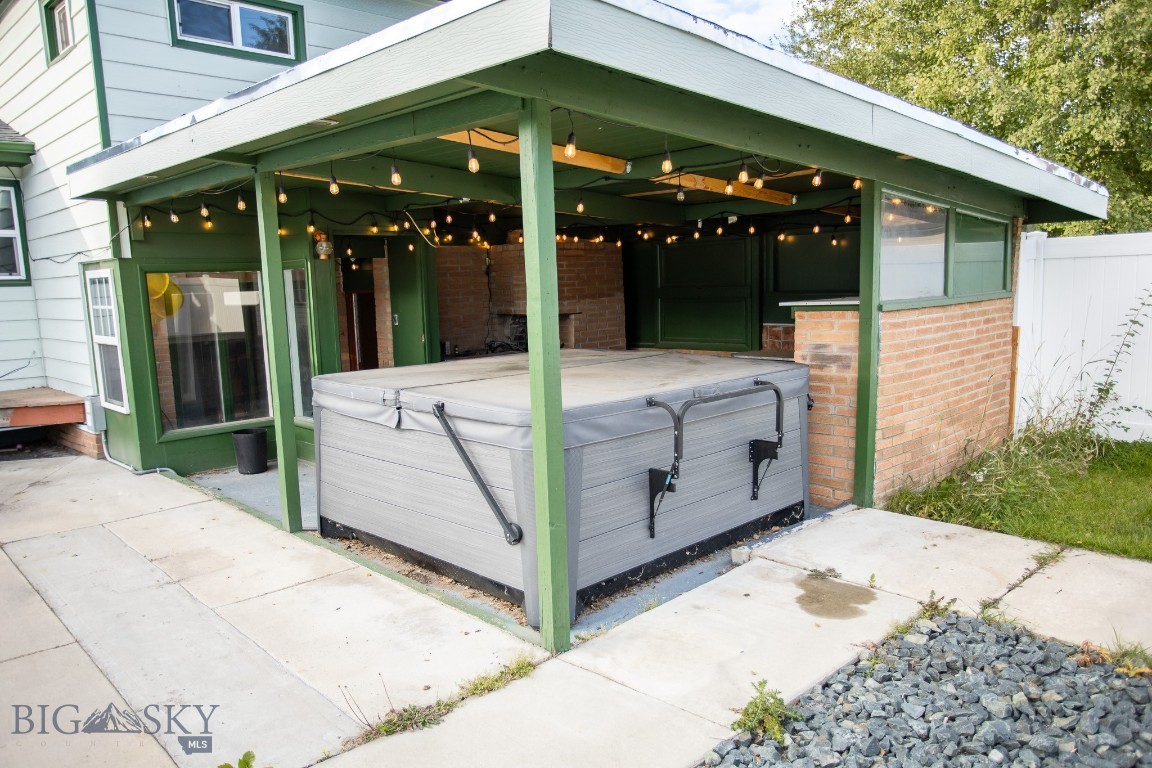 2925 Bayard