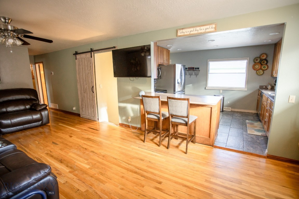 2925 Bayard