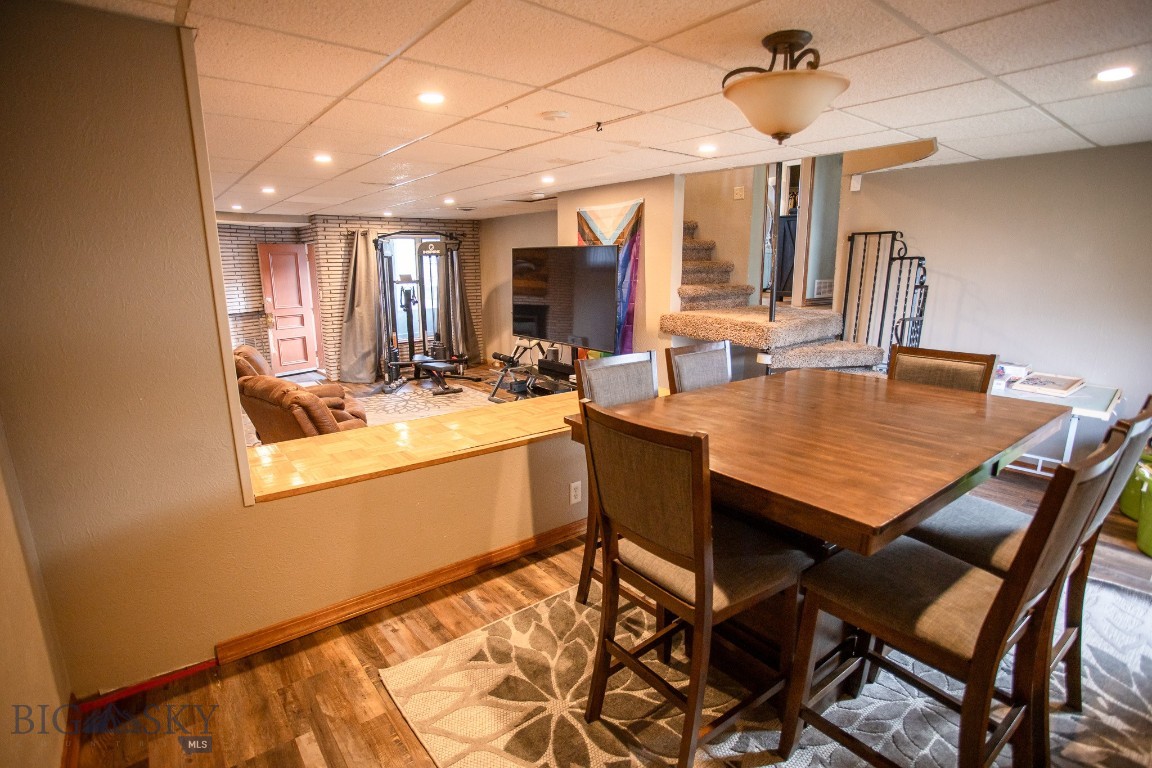 2925 Bayard