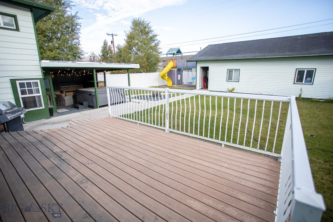 2925 Bayard
